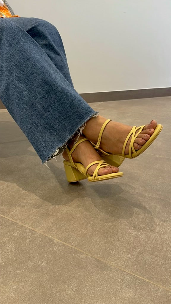 Yellow summer fashion shoes