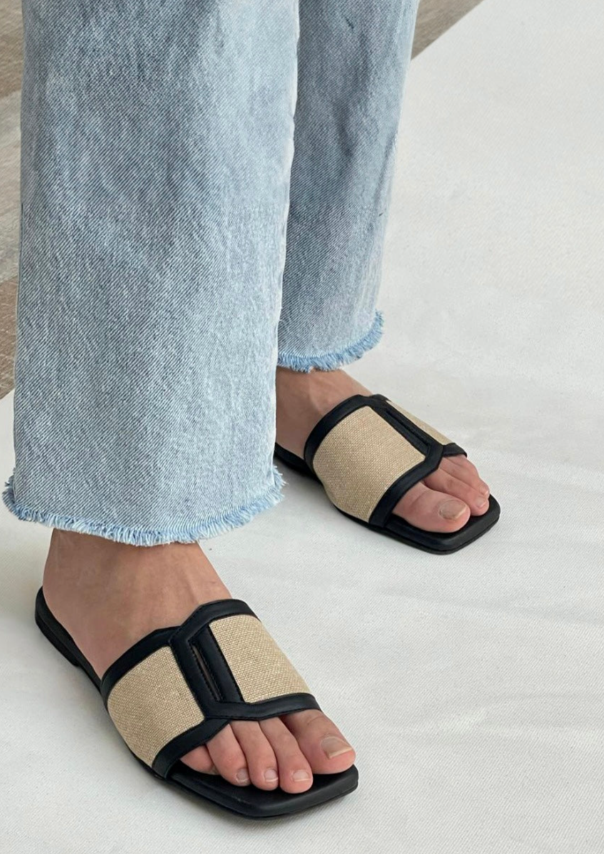 ANAGRAM BLACK OASIS Casual flats for summer Casual Flats for Sundresses Trendy Sandals Comfortable Sandals Arch Support Anagram